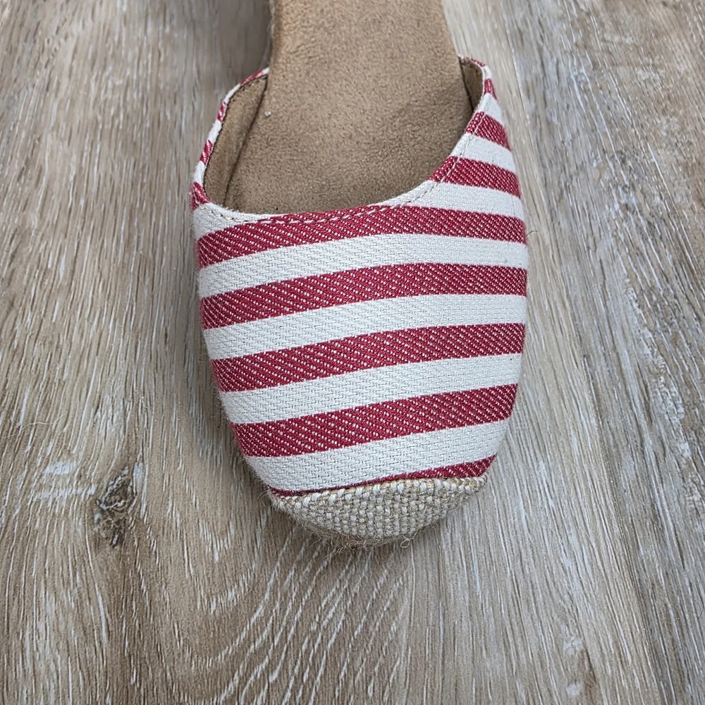 White Mountain Striped Red Espadrille Wedge Sandals